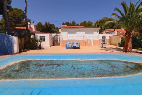 Villa till salu La Nucia, Alicante, Spanien 4 sovrum, 215 kvm. Nr. 135691 - foto 28