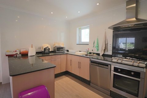 Villa till salu La Nucia, Alicante, Spanien 4 sovrum, 215 kvm. Nr. 135691 - foto 9