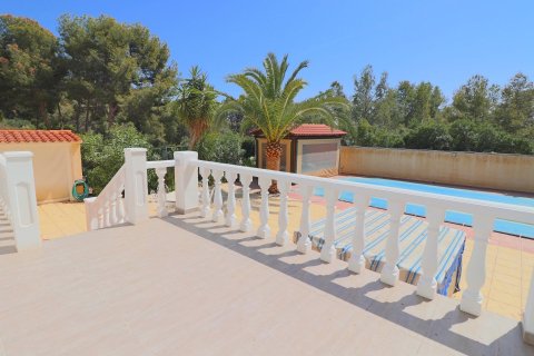 Villa till salu La Nucia, Alicante, Spanien 4 sovrum, 215 kvm. Nr. 135691 - foto 24
