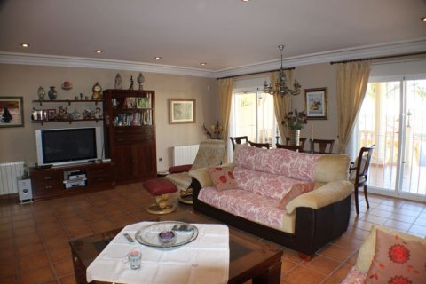 Villa till salu Albir, Alicante, Spanien 6 sovrum, 450 kvm. Nr. 135685 - foto 9
