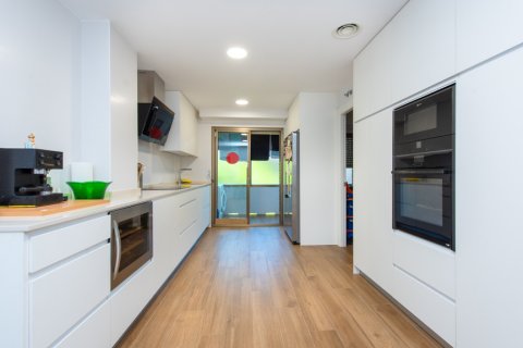 Appartamento in affitto a Madrid, Spagna 5 camere da letto, 296 mq. N° 154948 - foto 6