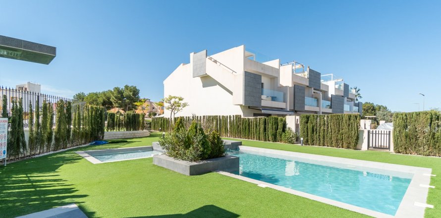 Balcon de la Laguna in Torrevieja, Alicante, Spain No. 154604