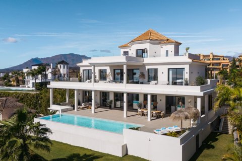 Villa in Malaga, Spain 6 bedrooms, 1466 sq.m. No. 154950