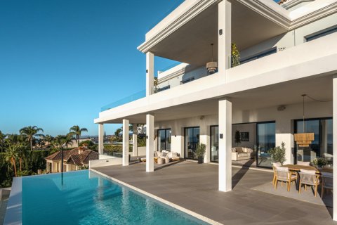 Villa for sale in Malaga, Spain 6 bedrooms, 1466 sq.m. No. 154950 - photo 6