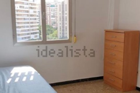 Lägenhet för uthyrning i Malaga, Spanien 3 sovrum, 85 kvm. Nr. 149566 - foto 4