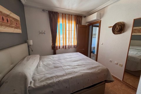 Huoneisto myytävänä Torrevieja, Alicante, Espanja, 1 makuuhuone, 95 m2 No. 149561 - kuva 21