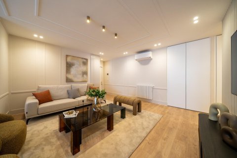 Apartment à vendre à Madrid, Espagne, 3 chambres, 209 m2 No. 149560 - photo 5