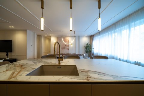 Apartment à vendre à Madrid, Espagne, 3 chambres, 209 m2 No. 149560 - photo 19