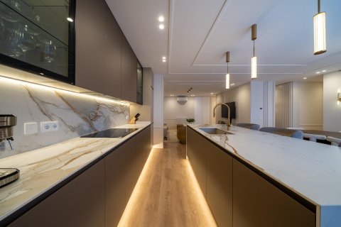 Apartment à vendre à Madrid, Espagne, 3 chambres, 209 m2 No. 149560 - photo 18