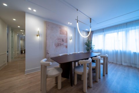 Apartment à vendre à Madrid, Espagne, 3 chambres, 209 m2 No. 149560 - photo 23