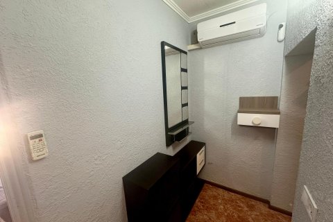 Huoneisto vuokrattavana Alicante, Espanja, 4 makuuhuonetta, 61 m2 No. 149564 - kuva 11