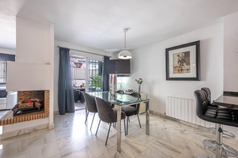 Аренда дуплекса в Нуэва Андалусия, Малага, Испания 4 спальни, 175м2 №149565 - фото 3