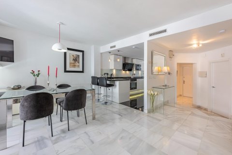 Аренда дуплекса в Нуэва Андалусия, Малага, Испания 4 спальни, 175м2 №149565 - фото 10