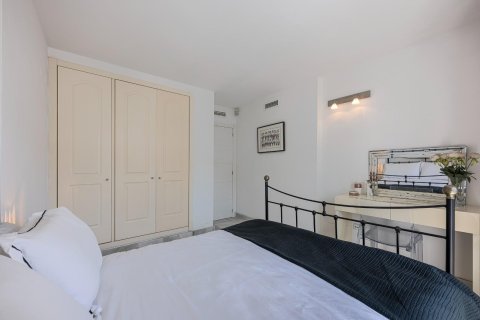 Аренда дуплекса в Нуэва Андалусия, Малага, Испания 4 спальни, 175м2 №149565 - фото 16