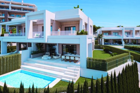 Apartament w Estepona, Malaga, Hiszpania 3 sypialnie, 165 mkw. nr 143956 – zdjęcie 1