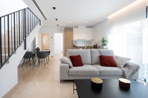 Townhouse à vendre à Elche, Alicante, Espagne, 3 chambres, 98 m2 No. 182369 - photo 9