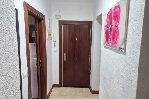 Dzīvoklis pārdošanā Madrid, Spānijā 2 istabas, 71 m2 Nr. 133059 - attēls 8
