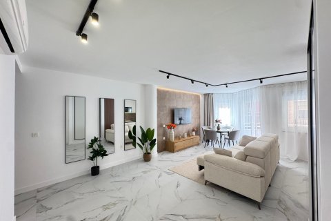 Apartment for sale Torrevieja, Alicante, Spain 3 bedrooms, 105 sq.m. No. 133058 - photo 3