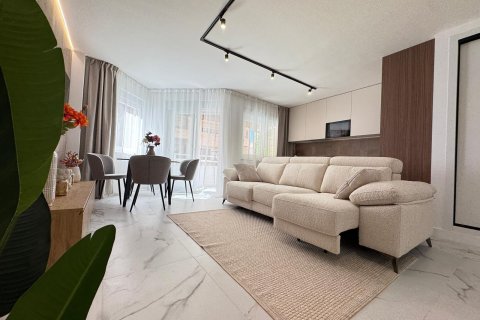 Apartment for sale Torrevieja, Alicante, Spain 3 bedrooms, 105 sq.m. No. 133058 - photo 5