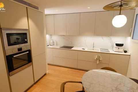 Apartment for sale in Valencia, Spain 1 bedroom, 132 sq.m. No. 166568 - photo 11