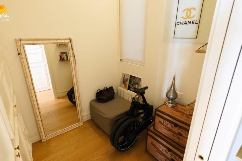 Apartment for sale in Valencia, Spain 1 bedroom, 132 sq.m. No. 166568 - photo 22