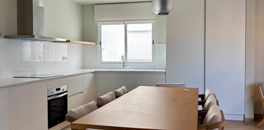 Appartamento a L'Alfàs del Pi, Alicante, Spagna 3 camere da letto, 145 mq. N° 166573