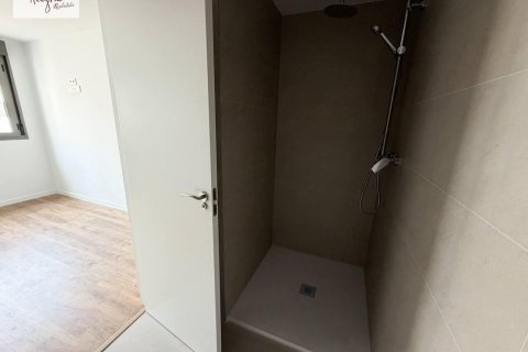 Huoneisto vuokrattavana Valencia, Espanja, 2 makuuhuonetta, 85 m2 No. 166574 - kuva 9