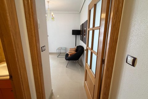 Apartament w Torrevieja, Alicante, Hiszpania 1 sypialnia, 92 mkw. nr 166572 – zdjęcie 22