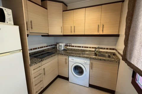 Apartament w Torrevieja, Alicante, Hiszpania 1 sypialnia, 92 mkw. nr 166572 – zdjęcie 15