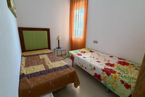 Apartament w Torrevieja, Alicante, Hiszpania 1 sypialnia, 92 mkw. nr 166572 – zdjęcie 11