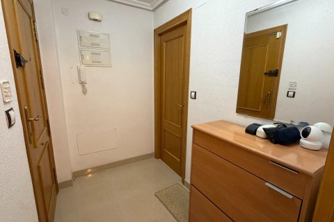 Apartament w Torrevieja, Alicante, Hiszpania 1 sypialnia, 92 mkw. nr 166572 – zdjęcie 18