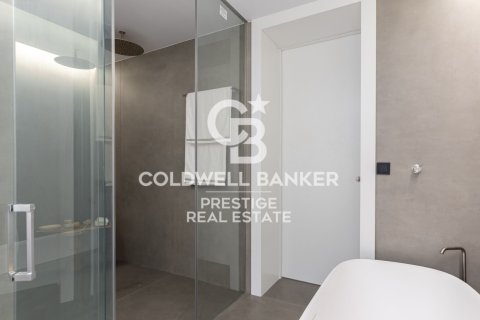 Продажа квартиры в Барселона, Испания 2 спальни, 144м2 №160314 - фото 23