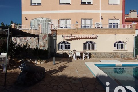 Māja Flix, Tarragona, Spānijā 5 istabas, 478 m2 Nr. 153148