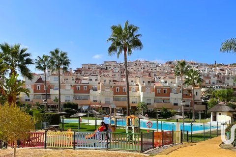 Kaupunkipientalo myytävänä Rincon de la Victoria, Malaga, Espanja, 3 makuuhuonetta, 223.84 m2 No. 153149 - kuva 2