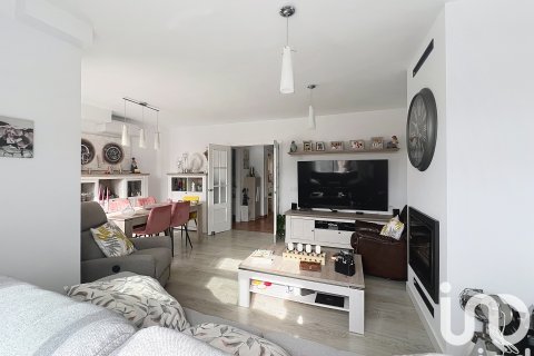 Kaupunkipientalo myytävänä Rincon de la Victoria, Malaga, Espanja, 3 makuuhuonetta, 223.84 m2 No. 153149 - kuva 13