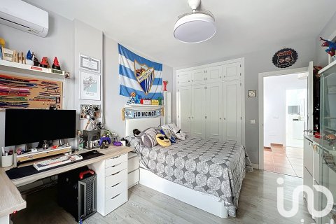Kaupunkipientalo myytävänä Rincon de la Victoria, Malaga, Espanja, 3 makuuhuonetta, 223.84 m2 No. 153149 - kuva 17