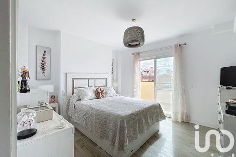 Kaupunkipientalo myytävänä Rincon de la Victoria, Malaga, Espanja, 3 makuuhuonetta, 223.84 m2 No. 153149 - kuva 5