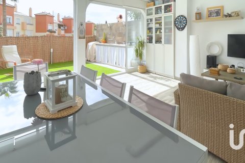 Kaupunkipientalo myytävänä Rincon de la Victoria, Malaga, Espanja, 3 makuuhuonetta, 223.84 m2 No. 153149 - kuva 23