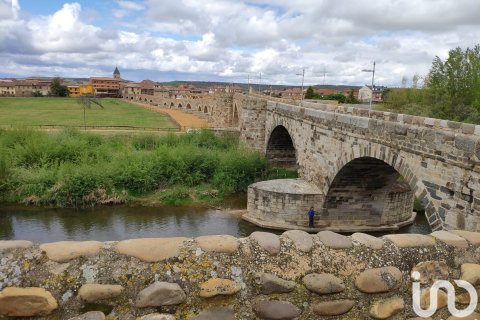House for sale in Veguellina de Orbigo, Leon, Spain 480 sq.m. No. 186056 - photo 9