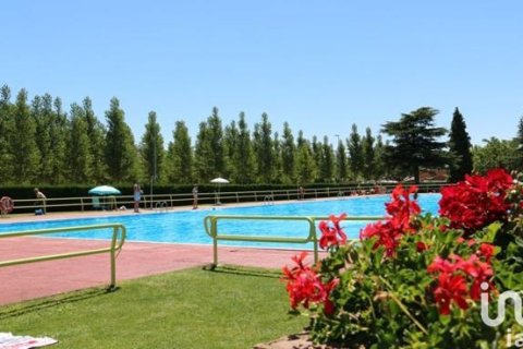 House for sale in Veguellina de Orbigo, Leon, Spain 480 sq.m. No. 186056 - photo 13