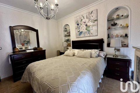 Apartment for sale in Lepe, Huelva, Spain 3 bedrooms, 128 sq.m. No. 186054 - photo 28