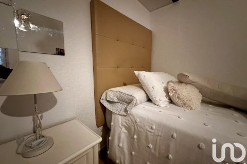 Apartment for sale in Lepe, Huelva, Spain 3 bedrooms, 128 sq.m. No. 186054 - photo 19