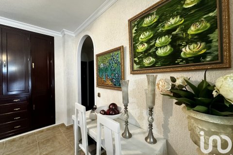 Apartment for sale in Lepe, Huelva, Spain 3 bedrooms, 128 sq.m. No. 186054 - photo 16