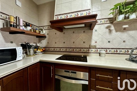 Apartment for sale in Lepe, Huelva, Spain 3 bedrooms, 128 sq.m. No. 186054 - photo 6