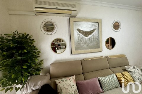 Apartment for sale in Lepe, Huelva, Spain 3 bedrooms, 128 sq.m. No. 186054 - photo 13