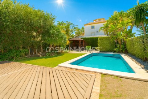Villa till salu i Cuevas del Almanzora, Almeria, Spanien 4 sovrum, 172 kvm. Nr. 191754 - foto 4