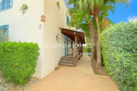 Villa till salu i Cuevas del Almanzora, Almeria, Spanien 4 sovrum, 172 kvm. Nr. 191754 - foto 2
