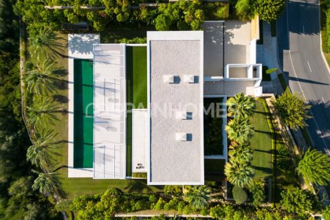 Villa for sale in Casares, Malaga, Spain 5 bedrooms, 713 sq.m. No. 191755 - photo 10