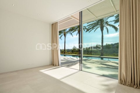 Villa for sale in Casares, Malaga, Spain 5 bedrooms, 713 sq.m. No. 191755 - photo 18