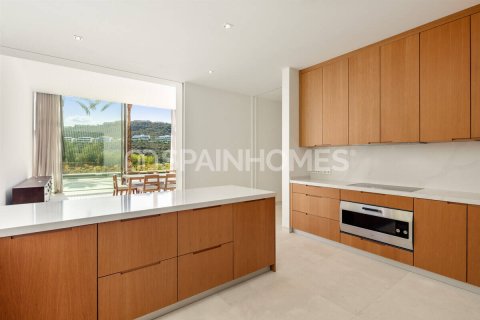 Villa for sale in Casares, Malaga, Spain 5 bedrooms, 713 sq.m. No. 191755 - photo 16